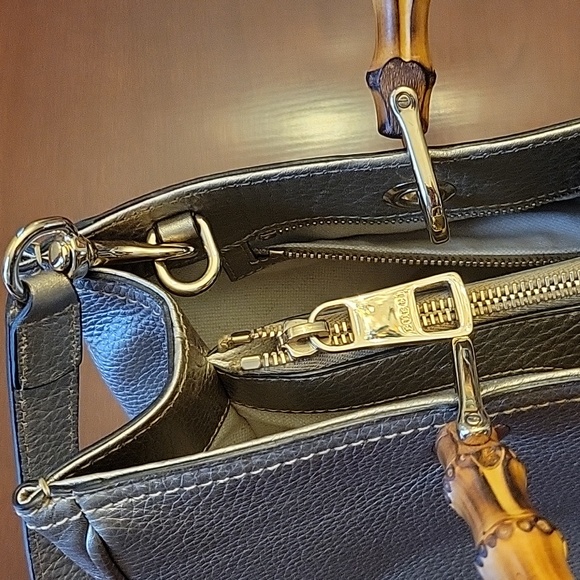 Gucci shopper Tote leather medium bag. Color gold metallic - Picture 11 of 14